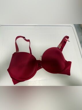 Victoria Secret 40c Red Push-up